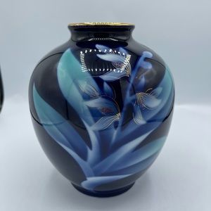 Vintage Japanese Porcelain Cobalt Blue Indigo Vase